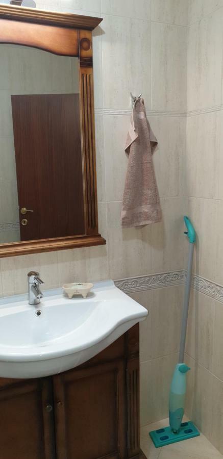 וארנה Студио Тони מראה חיצוני תמונה